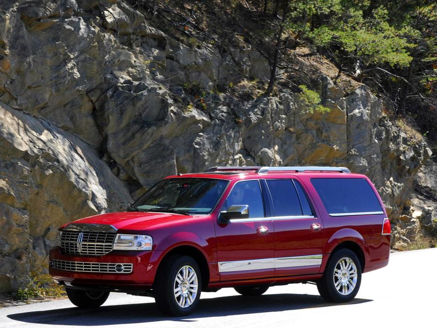  Lincoln Navigator L 2006 года  (фото 4 из 50)